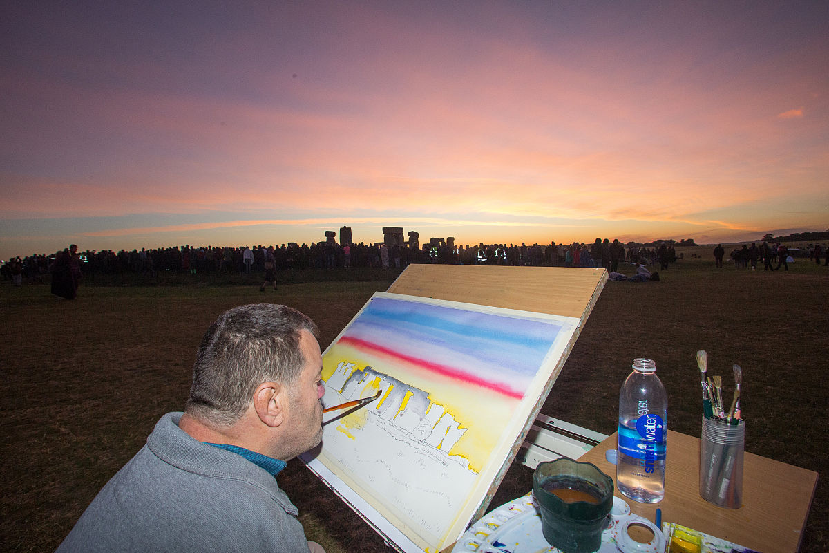 写一部关于一个善良美丽的女生为主角的小说1万字