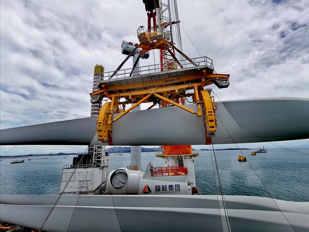 海上风机系统由上部的集中质量中部的桩和底部的吸力桶基础组成MATLAB编写代码来计算海上风机系统的自振频率