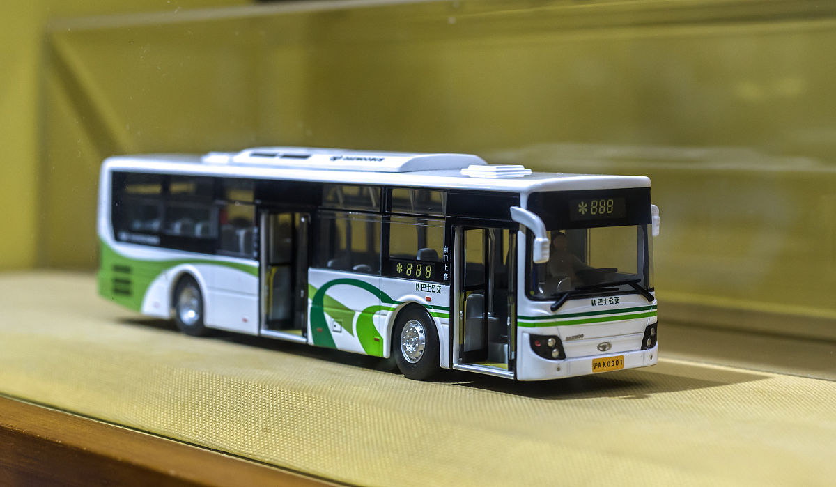 写应该工作为汽车配套的实习报告 包括实践目的、实践单位上海联晟汽车配套服务有限公司及岗位介绍、实践内容及过程、实践总结及体会