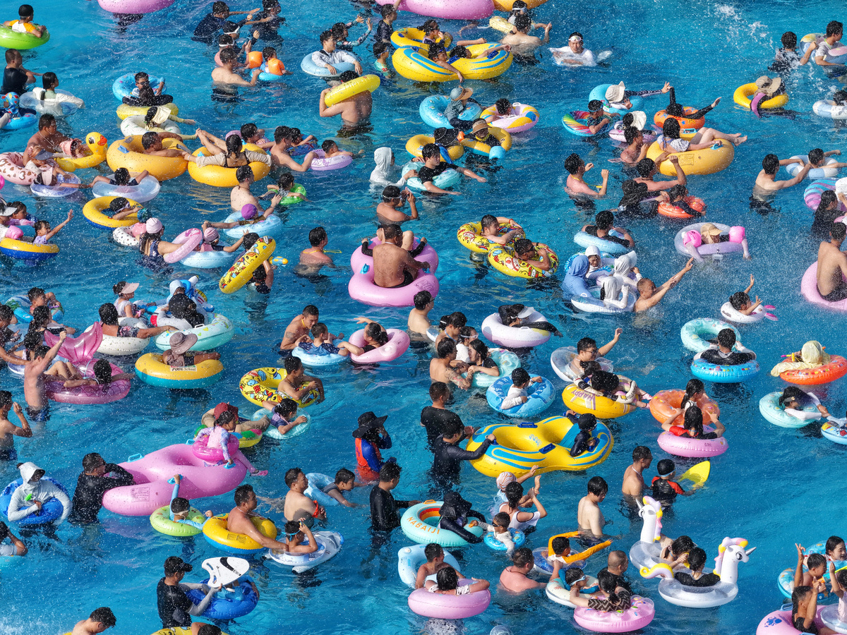 水主题旅游产品大全：水上乐园、游船、运动、探险、湿地、水族馆等