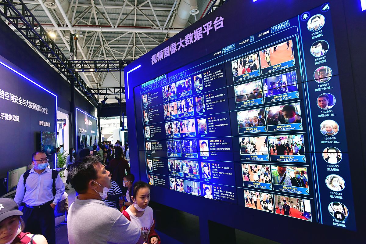 福建省会展业近几年数据发展情况