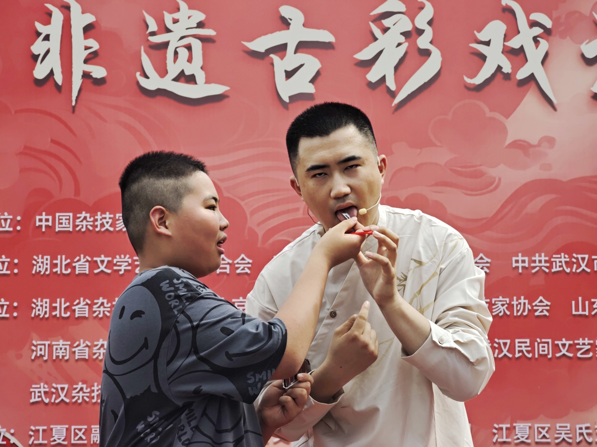 互联网+非遗：市场背景分析及机遇挑战