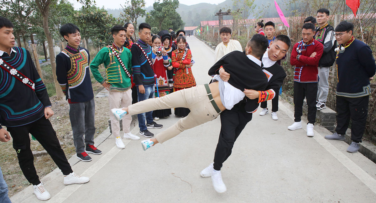 江西枫林涉外经贸职业学院单招有高铁乘务专业吗？