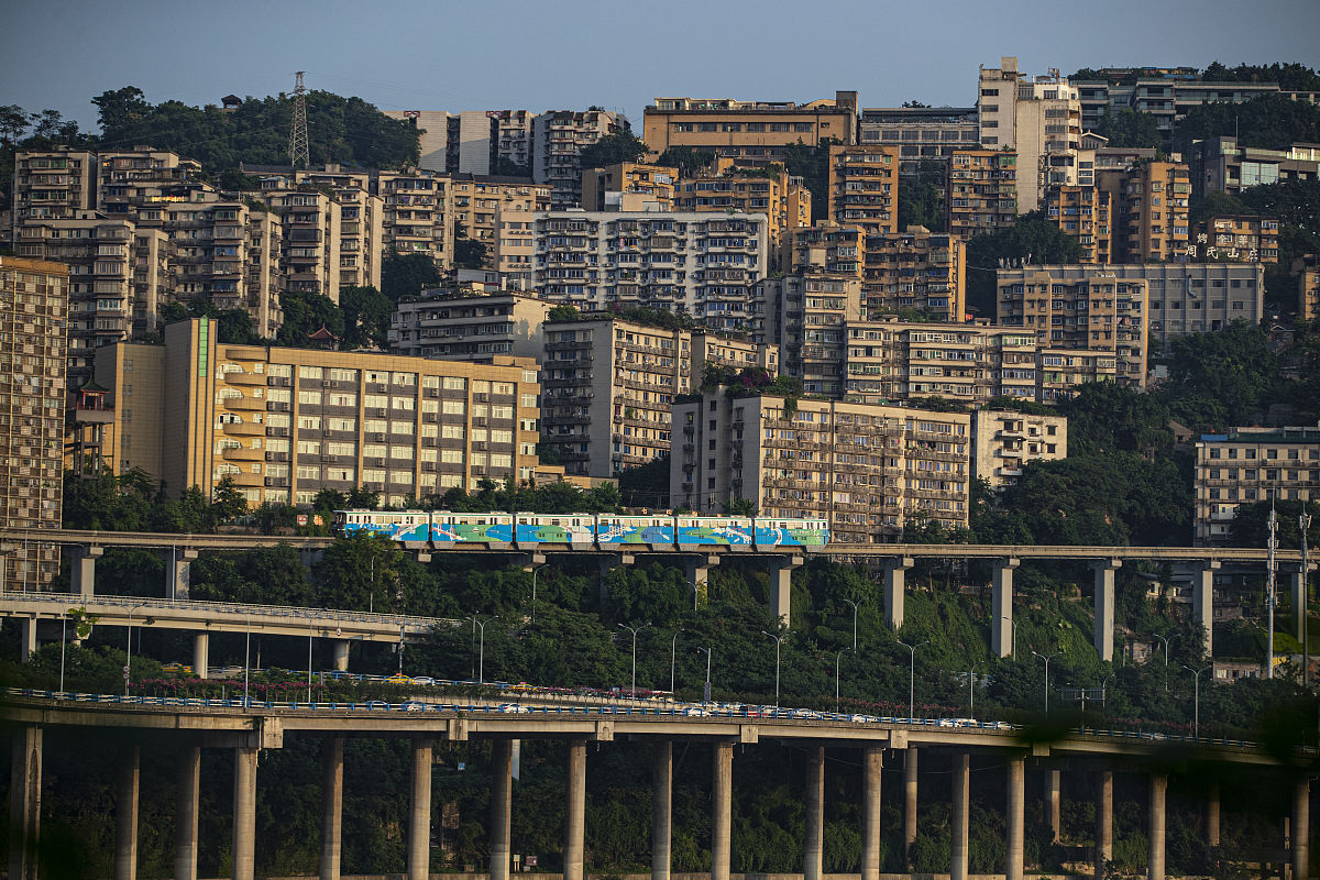 重庆轻轨专业学校毕业生就业率高，就业前景喜人