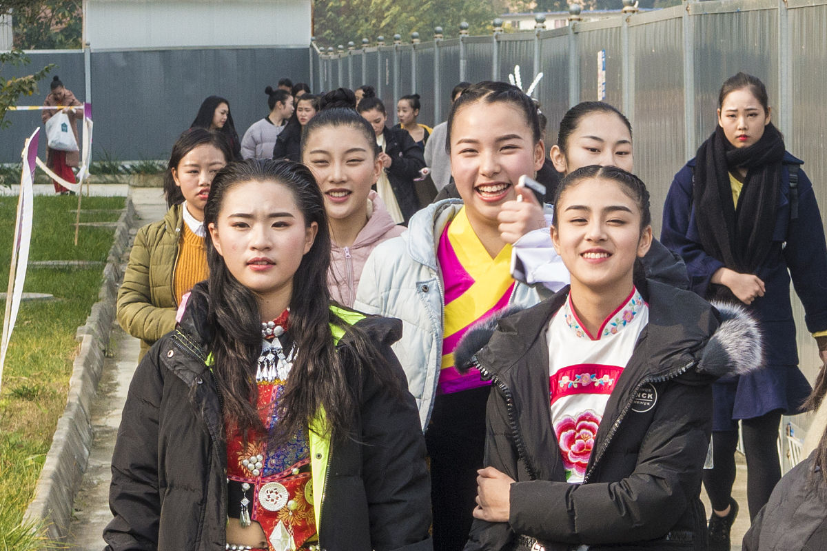 息烽中等职业学校美发与形象设计专业：就业前景、学习内容及建议