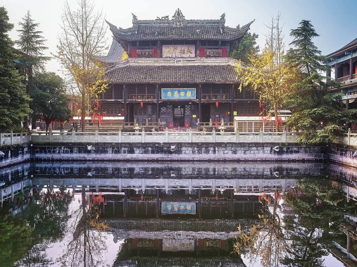 四川自贡市建筑施工总承包二级资质转让:哪家公司靠谱？