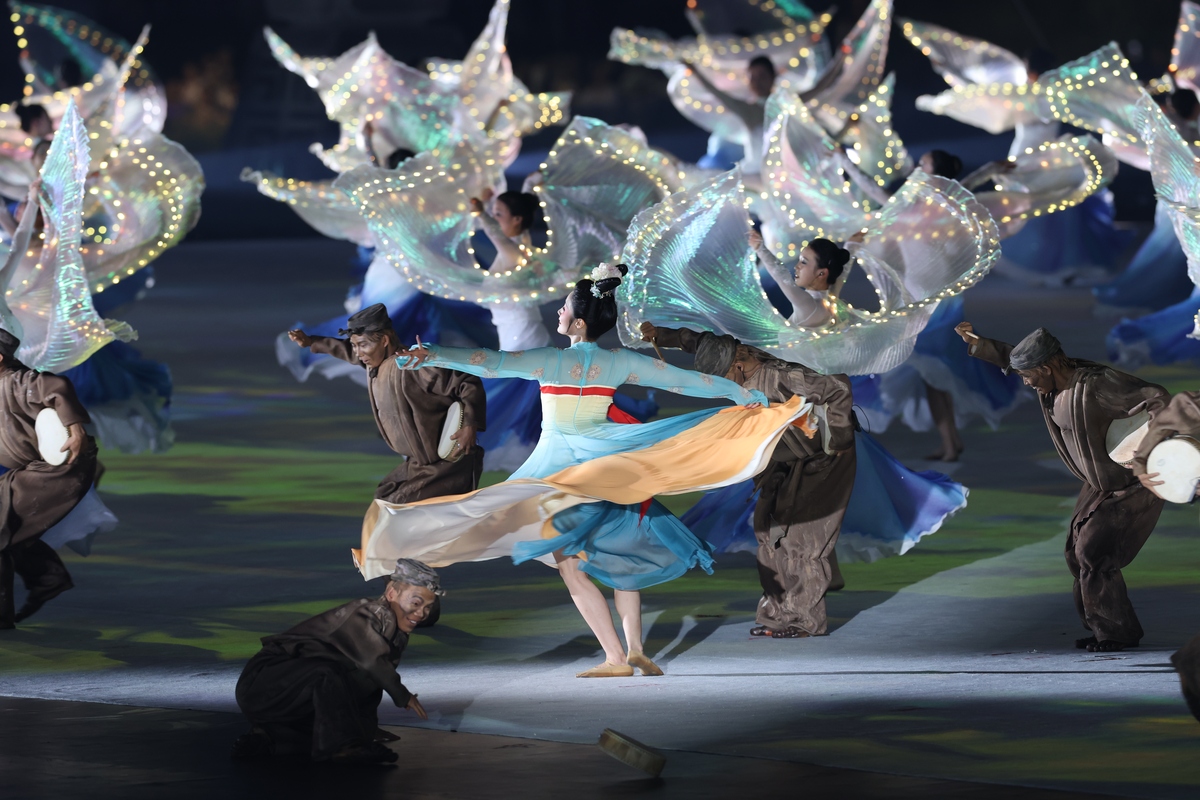 书法之舞：用身体演绎中国传统艺术