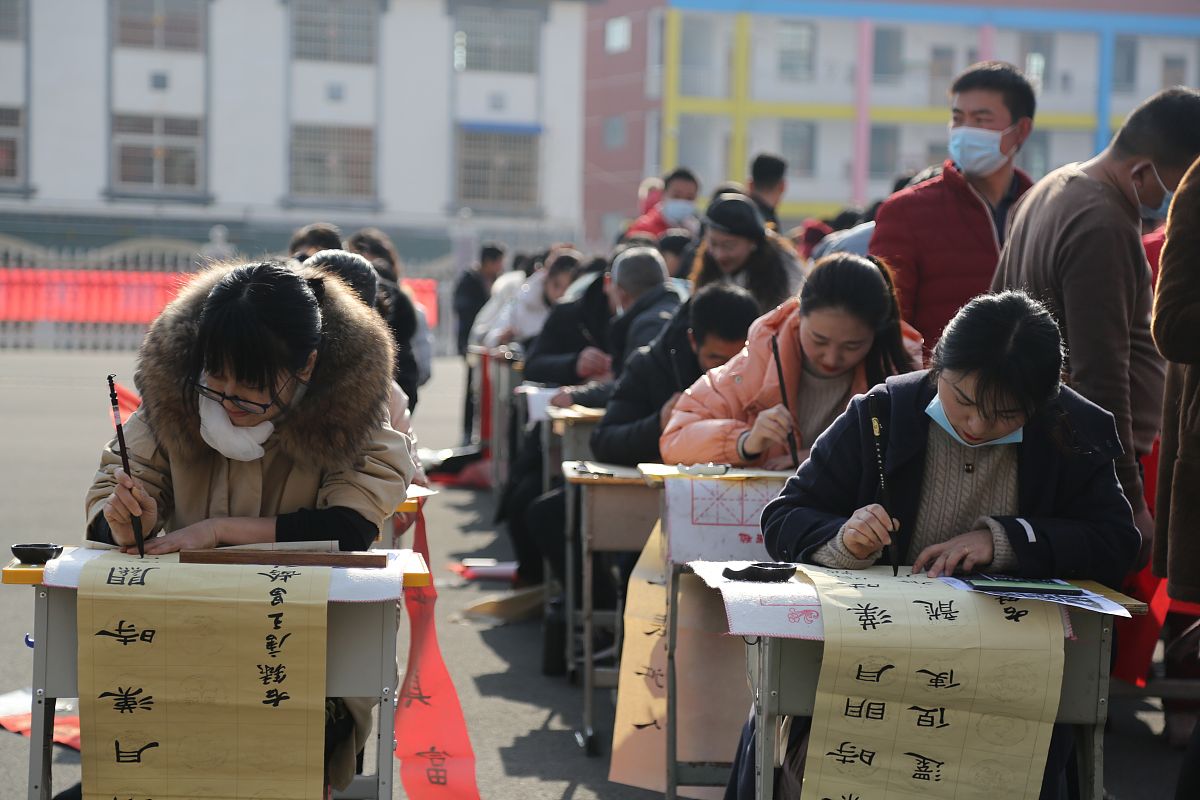 初中女生报读成都职业技术学校什么专业好