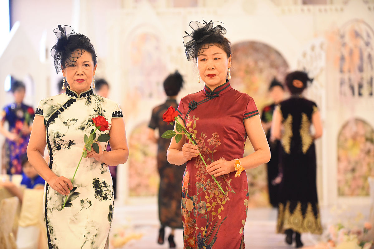老年模特：展现自信之美 - 成为老年模特指南