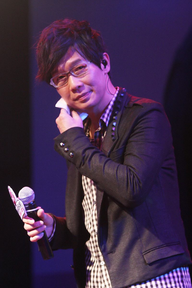 2009年11月21日,北京,品冠大富翁北京巡演记者会在星光现场举行.品冠+
