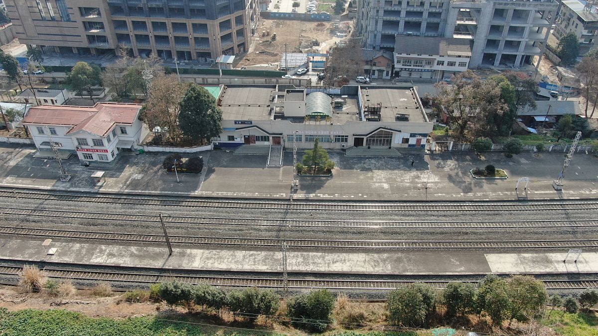 怎么样可以进入铁路局工作