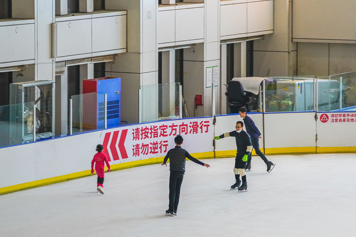 厦门初中女生适合学什么专业？2023年热门初中专业推荐