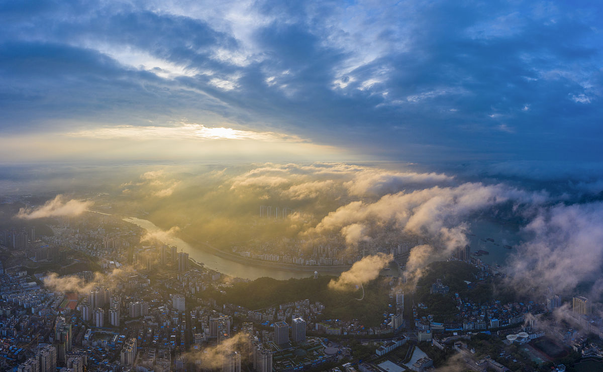 广西动力技工学校2021年招生专业：机械、焊接、汽车维修、电子信息技术