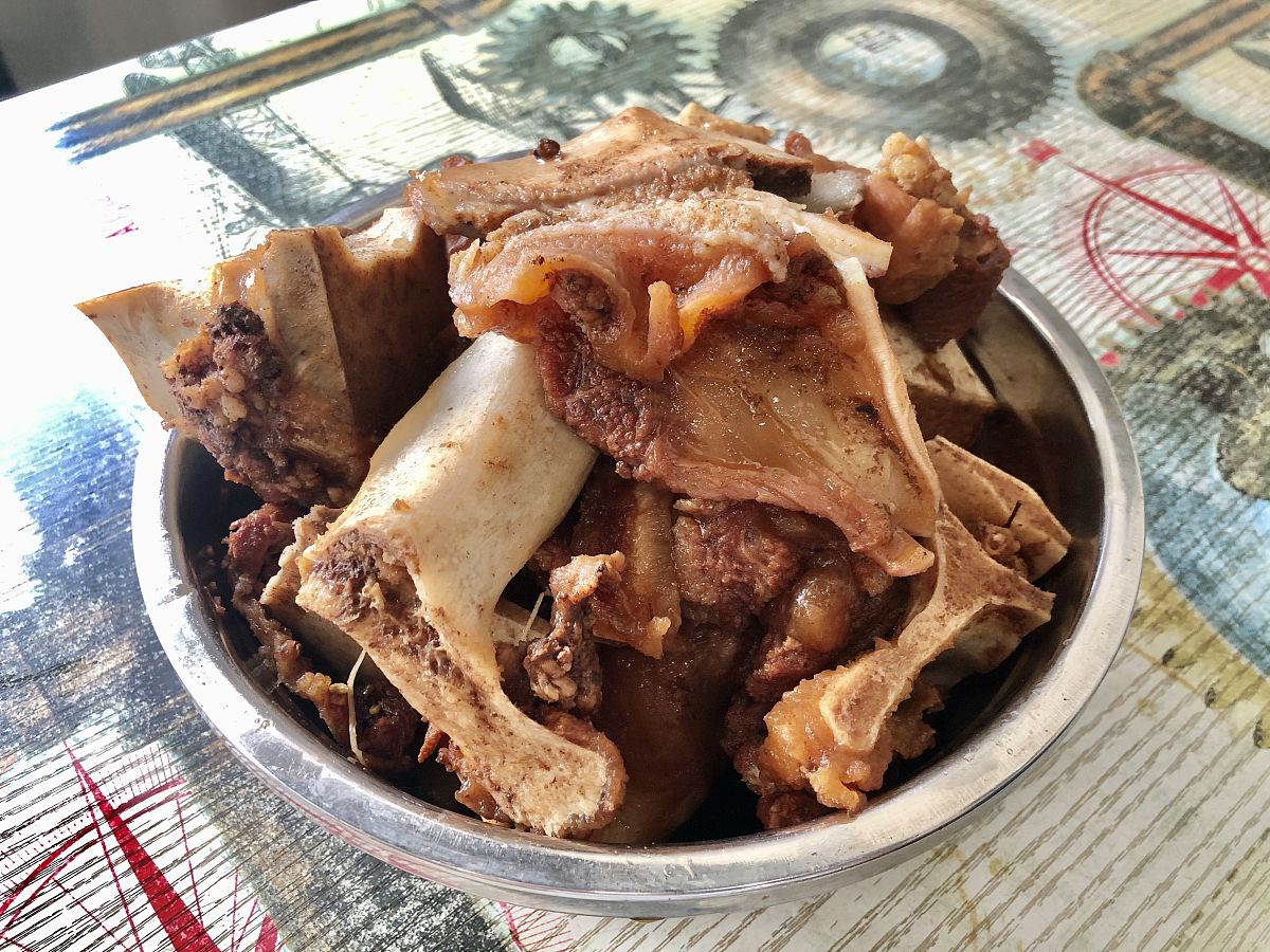张大酱骨子：传承百年，香飘四海