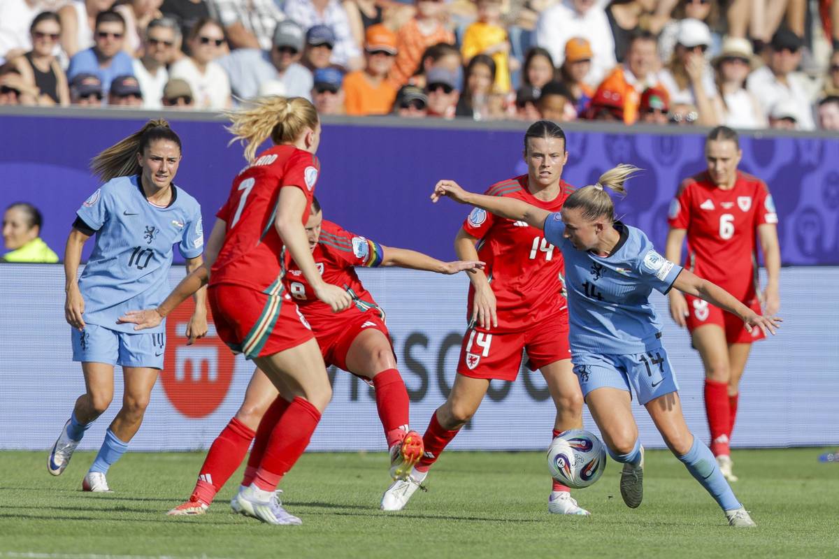 里昂女足厉害吗