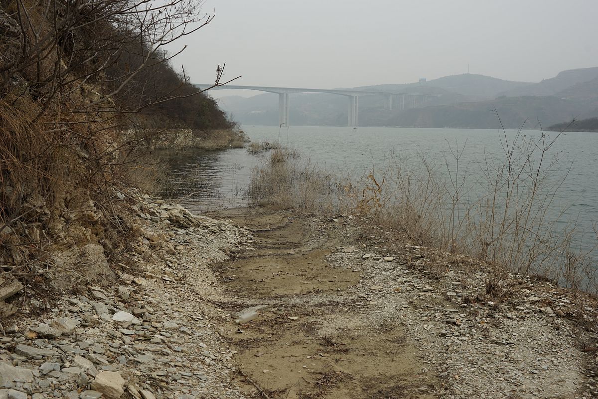 延安红岩河水库渗漏问题咨询：水利局专家解读处理策略