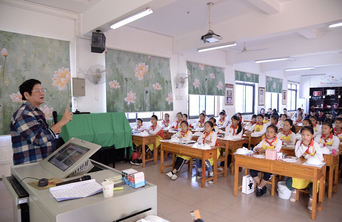 桂林市机电工程学校电器运行与控制专业前景分析：就业方向、发展趋势及优势