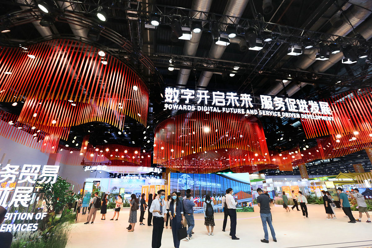 成都铁路工程学校未来发展前景分析