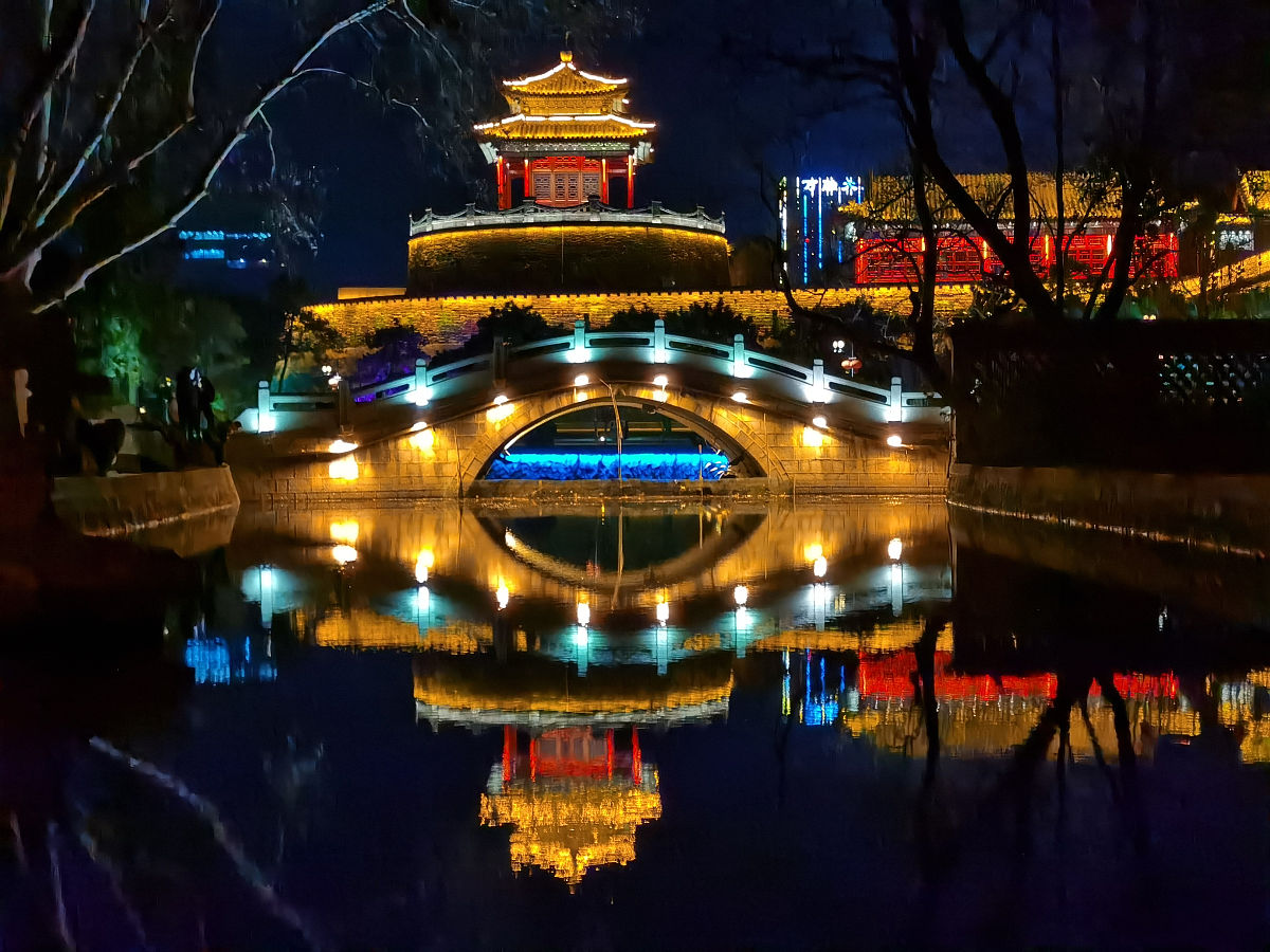 假设51出去玩的话目的地是邯郸出一份三天的旅游规划