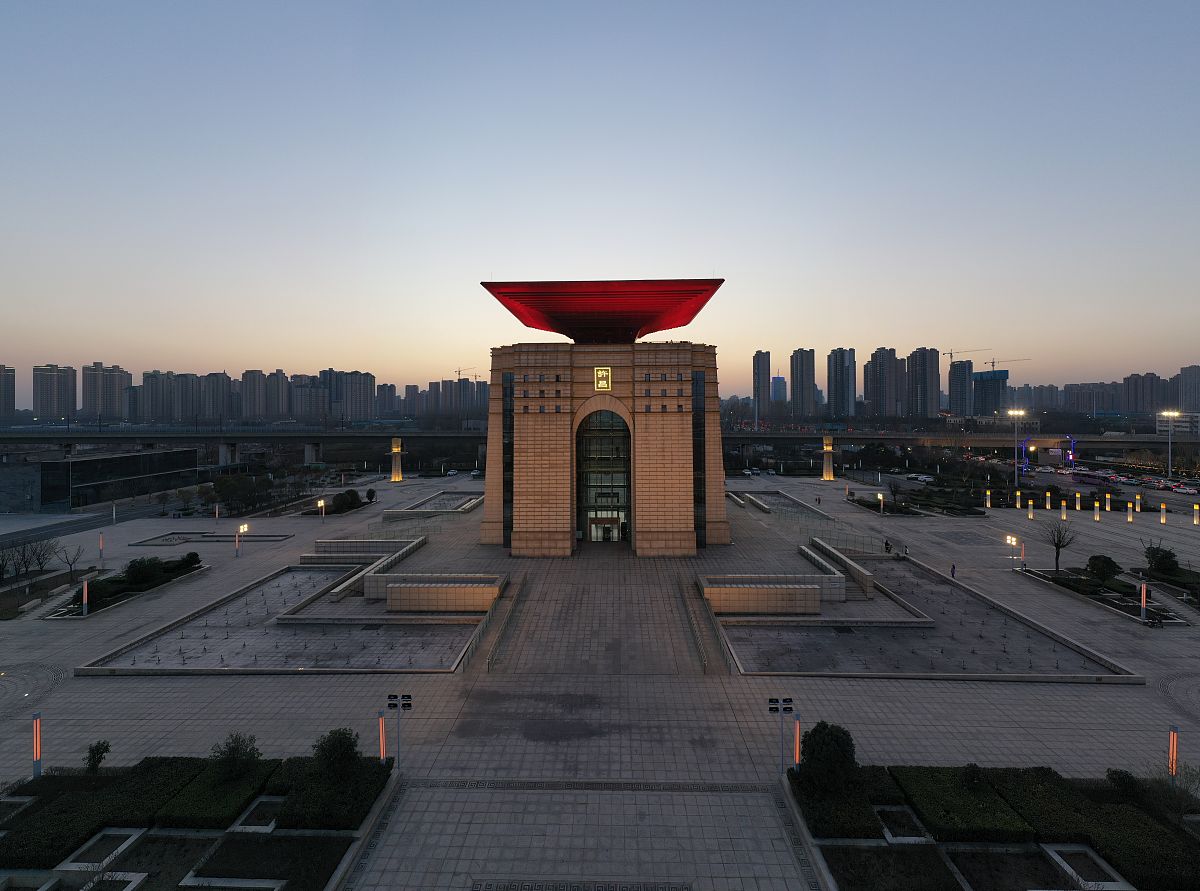 西昌现代职业技术学校旅游服务与管理专业：优质课程，就业前景广阔