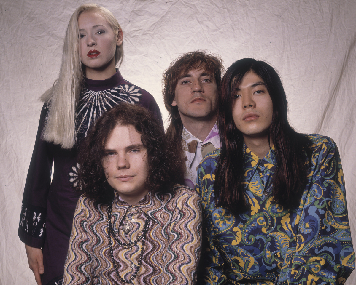 翻译我最喜欢的说唱音乐的名字是三思而后行它是一首爵士说唱动听的旋律和精妙的歌词令我每次听都享受不已而这个歌名是同时还是我的人生座右铭