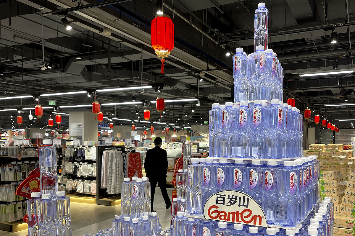 百岁山矿泉水供应链优化：方法与关键