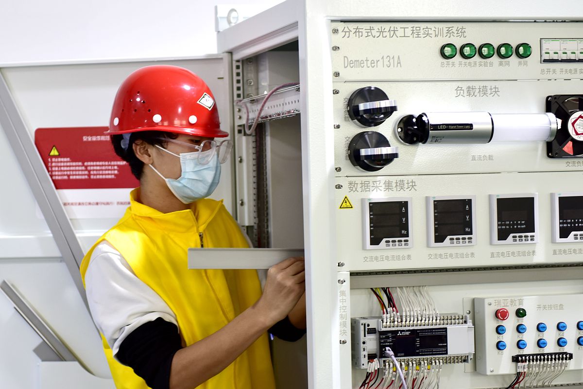 2018年贵州省建设学校中职中专招生简章