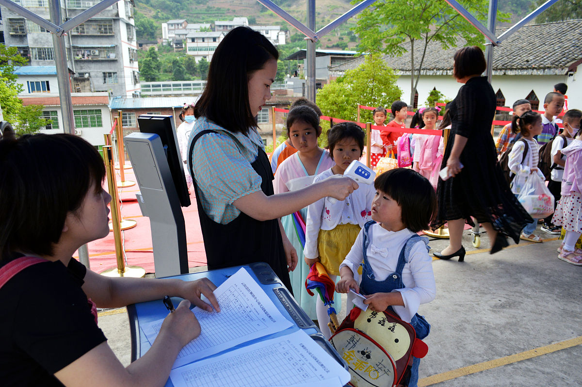 桐乡卫生学校2023年报名咨询电话-好不好