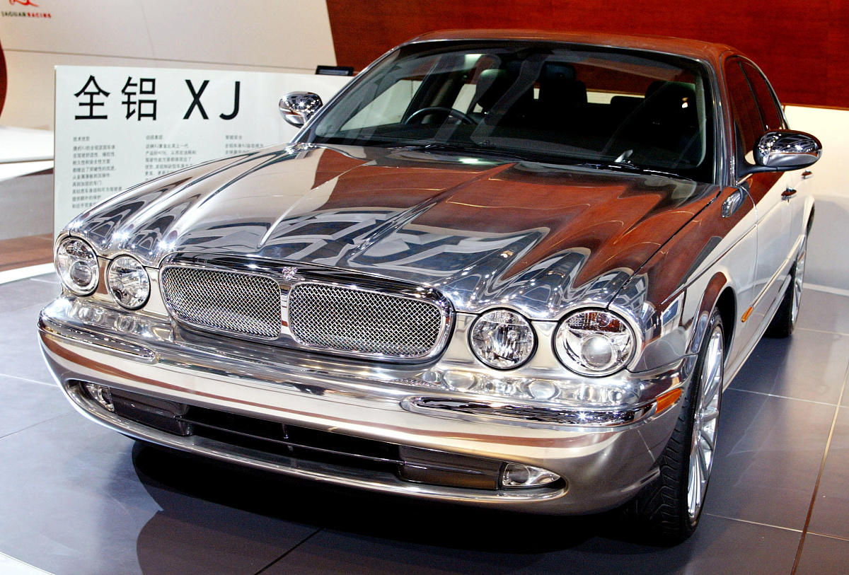 2004年6月13日,北京.国际汽车展.独特的全铝壳汽车.+++_+++车展,