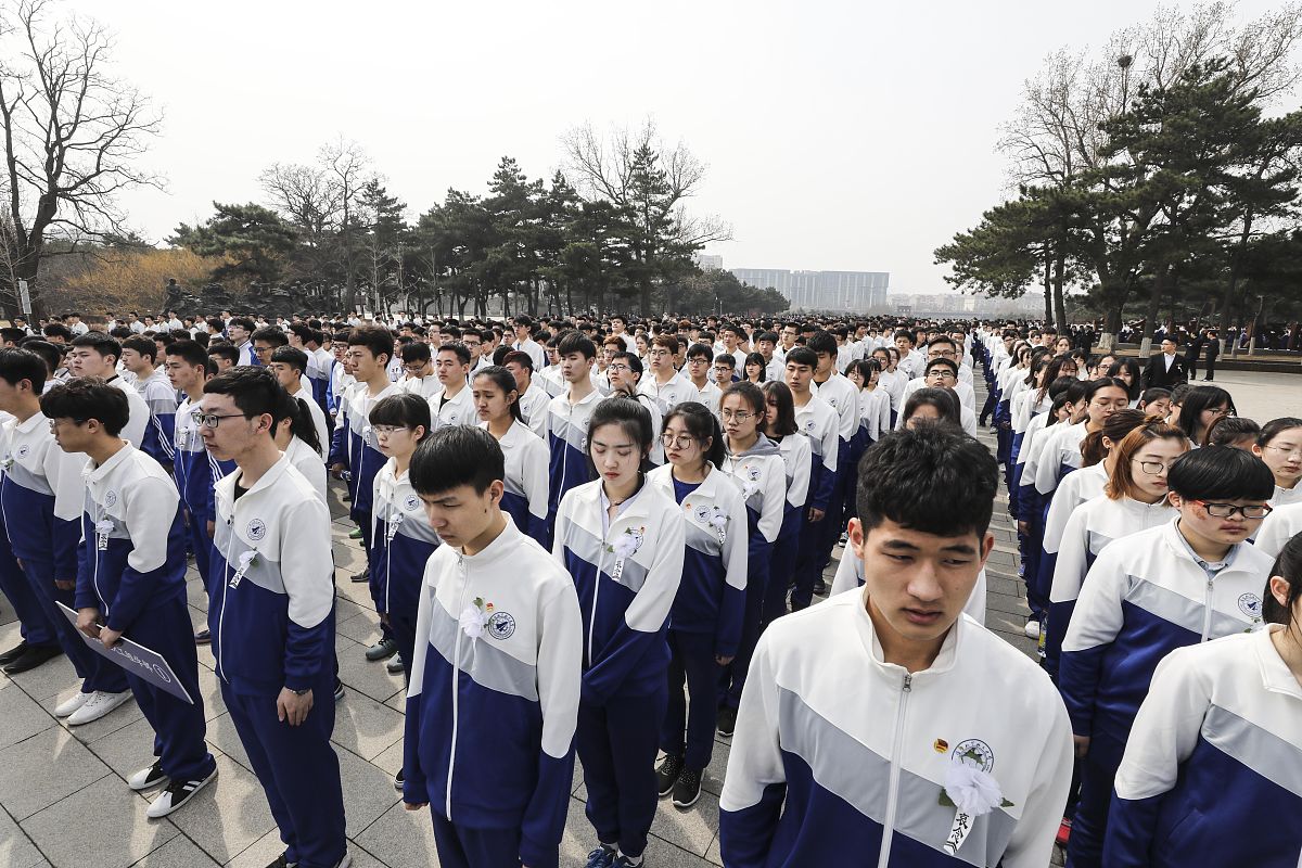 合肥2023年男生初中毕业上卫校-如何选择合适的卫校？