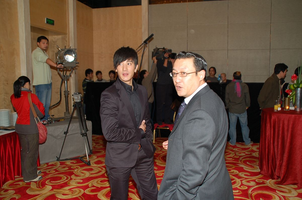 2008年12月29日晚,上海,上海电影集团在银星宾馆举行"2008上海电影庆