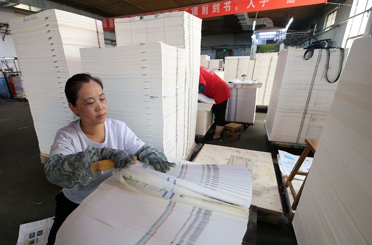 保山技工学校纺织技术专业怎么样？就业前景、师资力量及设施一览