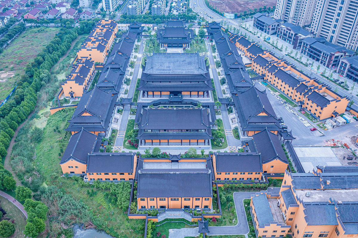 南通天福堂的建筑平面布局描述一下。