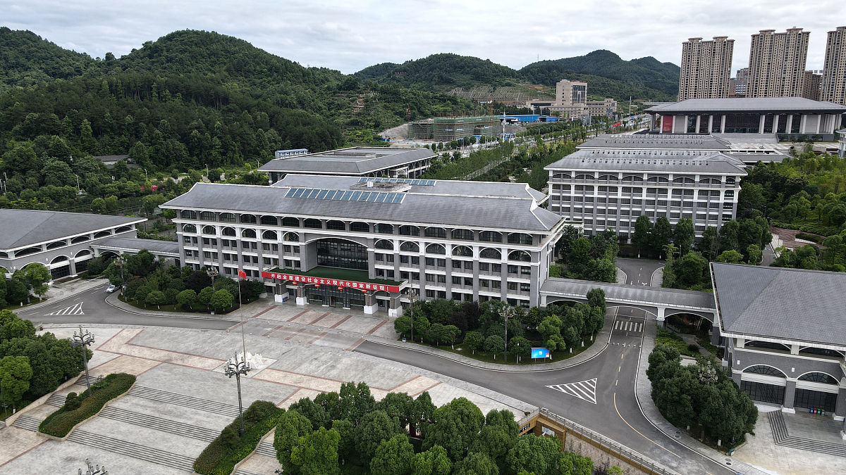 六盘水市民族职业技术学校酒店与旅游管理专业怎么样？值得报考吗？