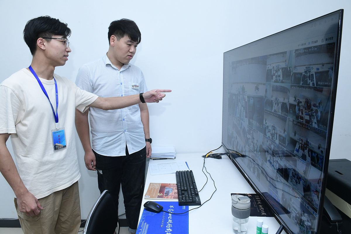 新闻专业假期实习报告2000字 内容为实习经历及收获