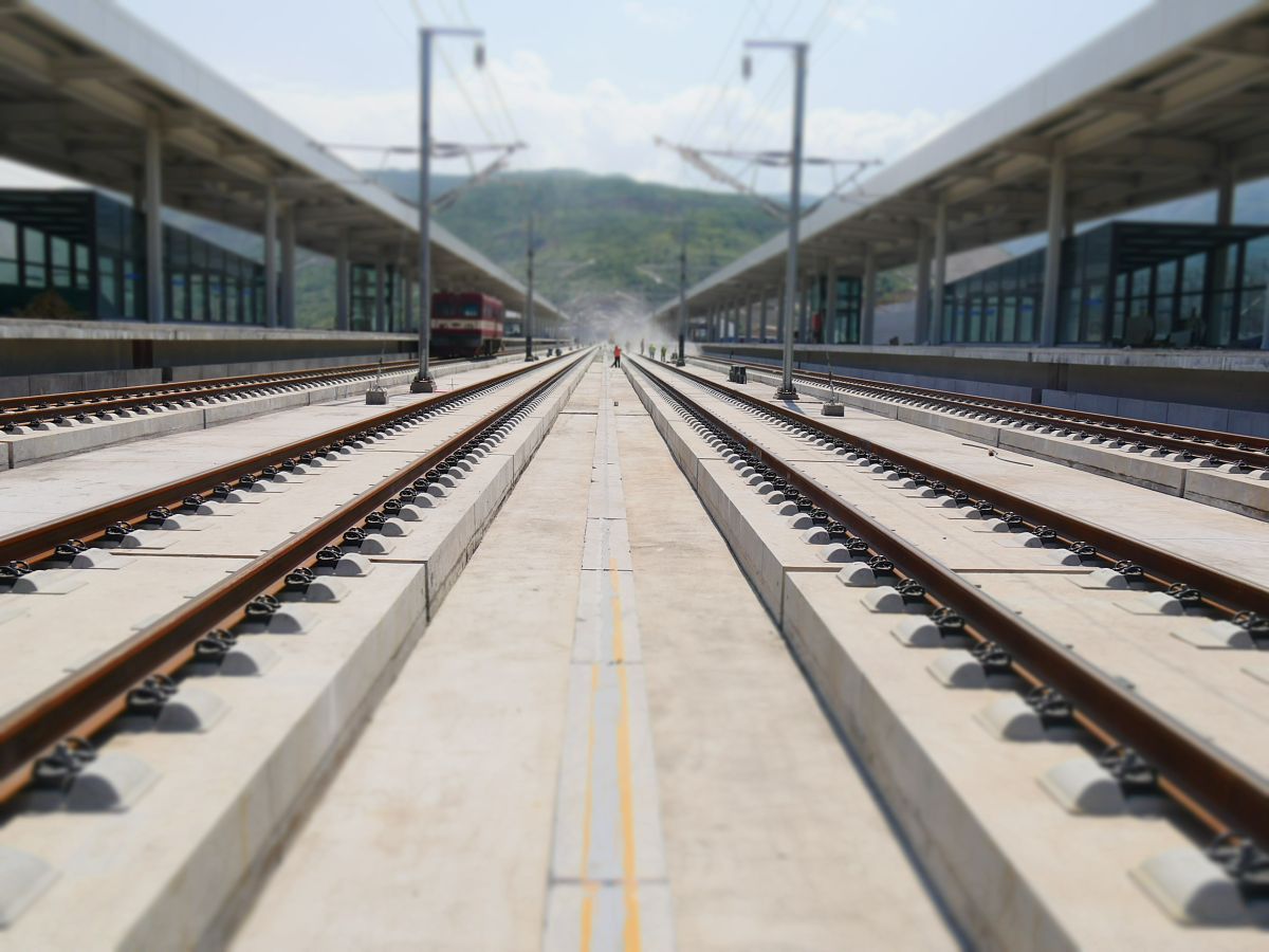 重庆包就业的高铁学校哪家好用