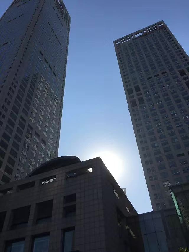 北京东方金融中心上班在哪儿租房比较合适呢？租房预算只有4000