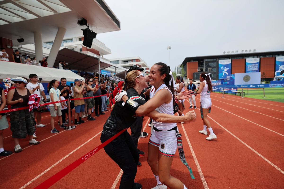 校庆运动会：精彩赛事，展现活力！