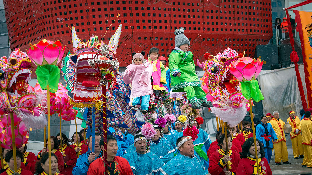 2021年临沂艺术学校招生专业及内容 - 培养艺术人才的摇篮