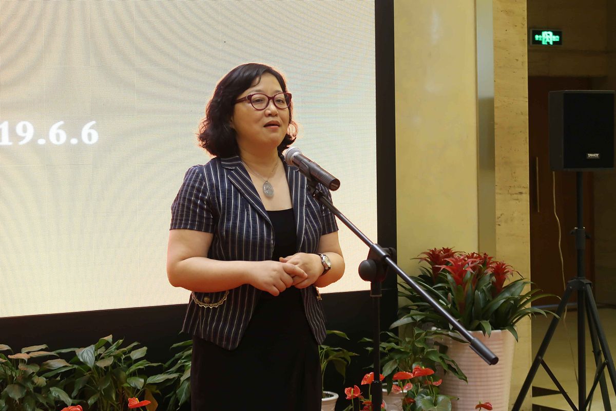 请你简介一下河北大学冯莉教授的