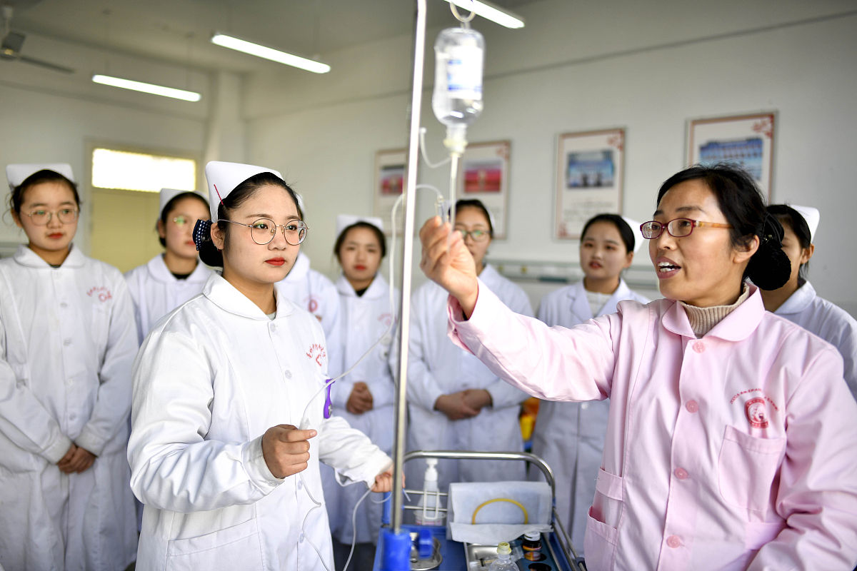 云南卫校招生专业：护理、医学影像、中医等热门专业