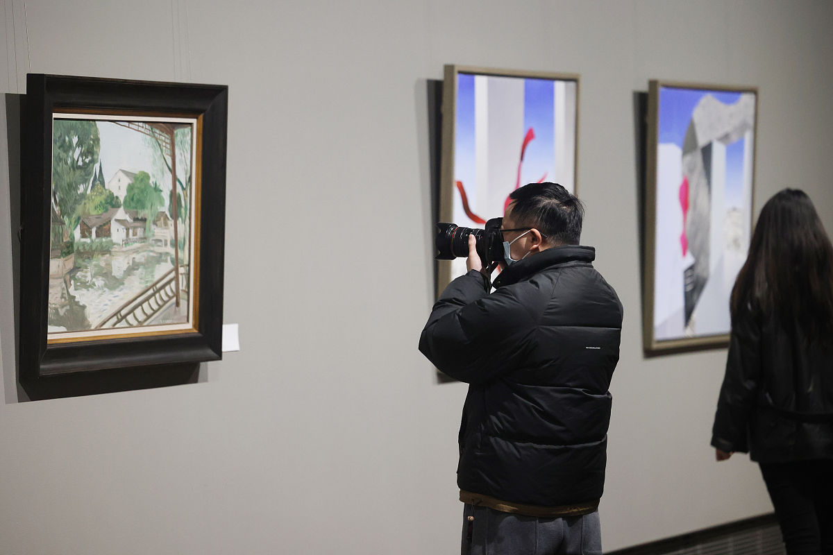 对推进实践教学取得的成绩、存在的问题进行反思做出经验总结提炼可复制可推广的经验。对下一步工作提出建议