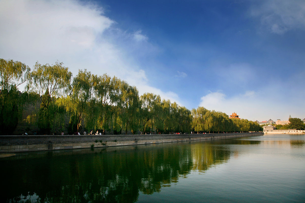 乐山市水利水电施工总承包二级办理转让：公司推荐及优劣势分析