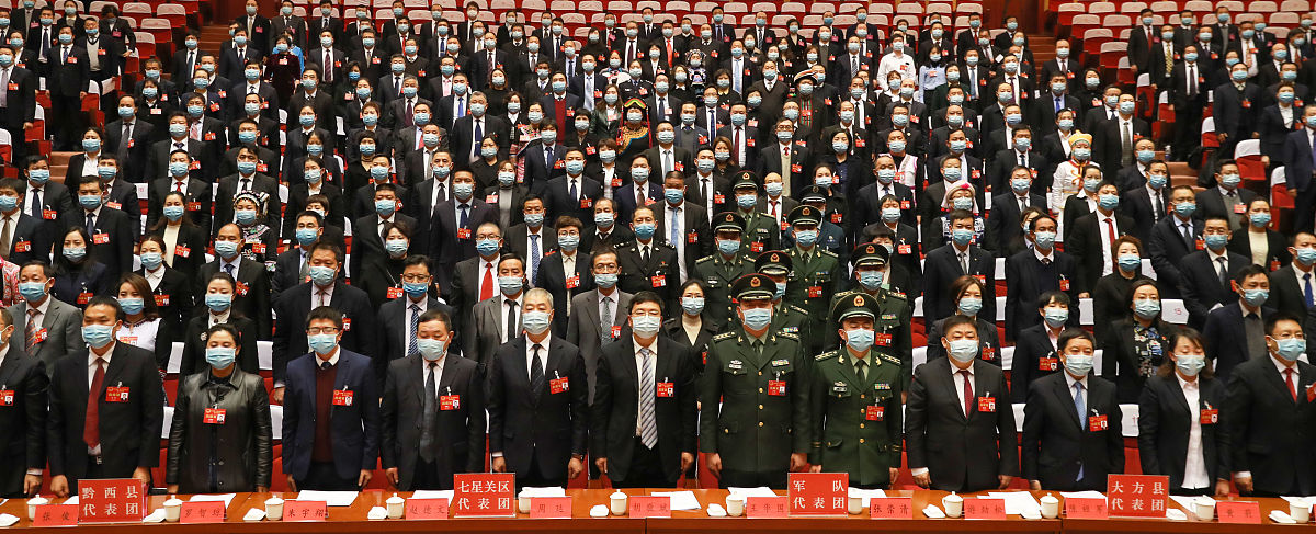 公务员初任培训心得体会小标题前几个是一、	夯实基础在课程中提高素养二、	扎根基层从实践中收获启示三、	转换角色在思考中成就未来第四个内容是宪法宣誓小标题怎么起