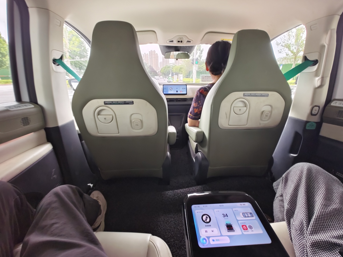 MPV 汽车：多功能车型的魅力与未来