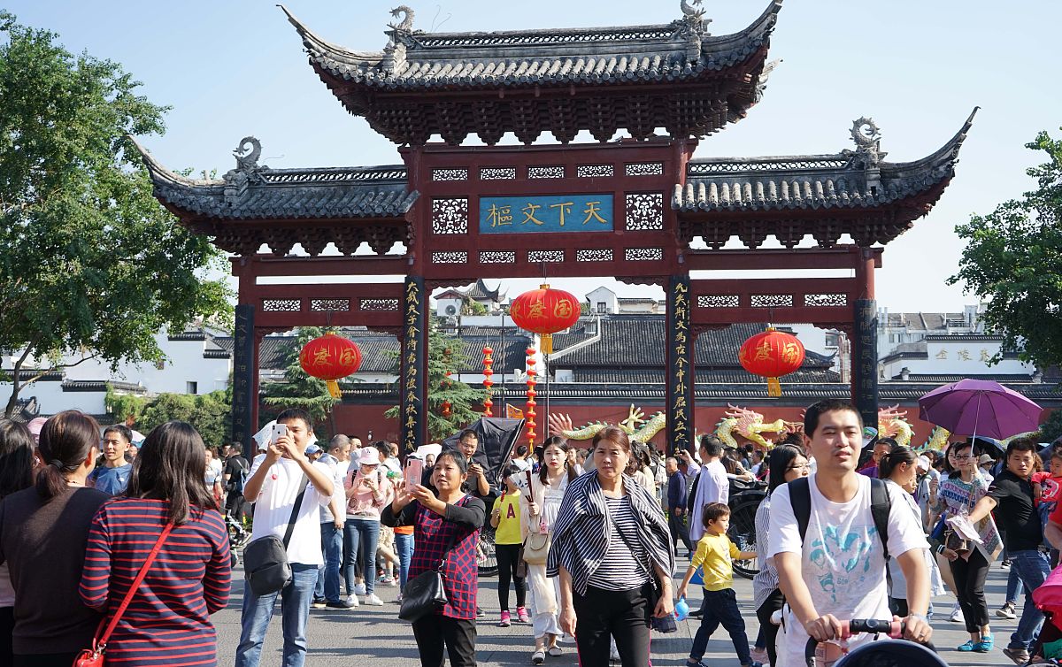 南京夫子庙旅游攻略：交通、景点、美食、购物指南