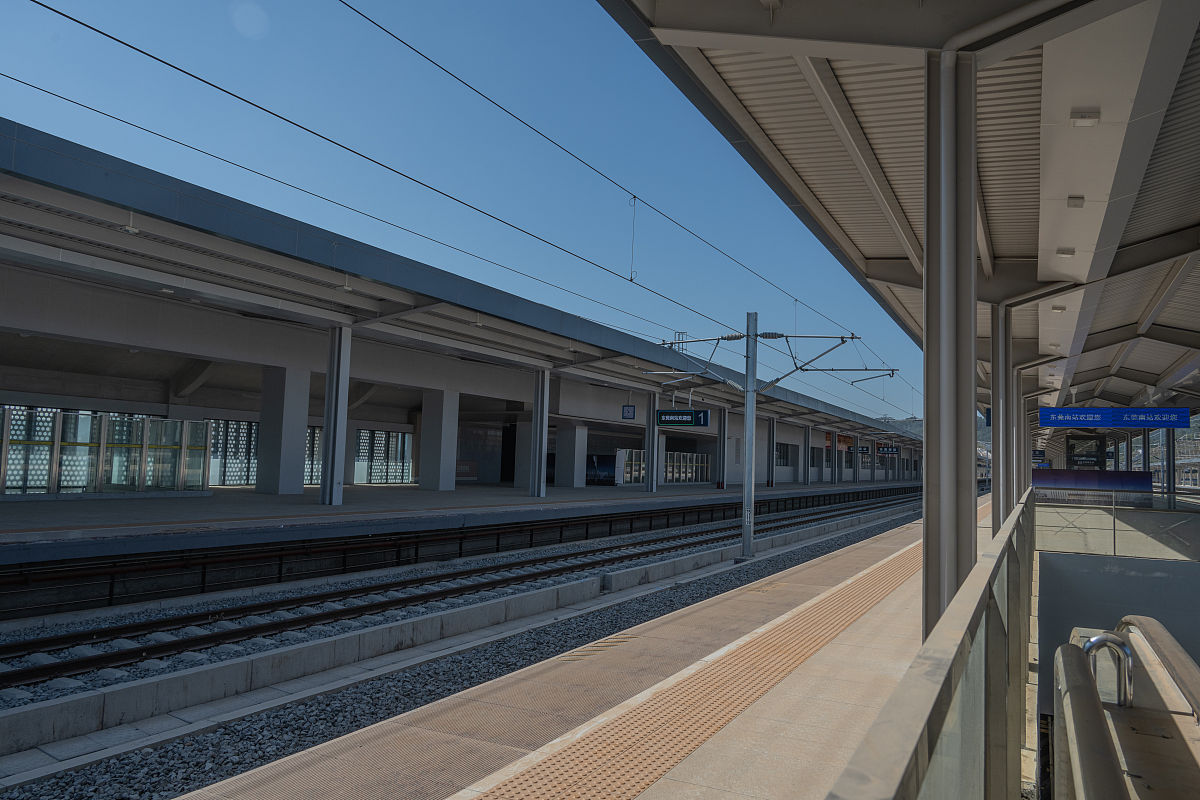 成都机电工程学校有城市轨道专业高铁铁路轨道交通专业_成都高铁学校招生；：：；；第三件事输入分隔符##################