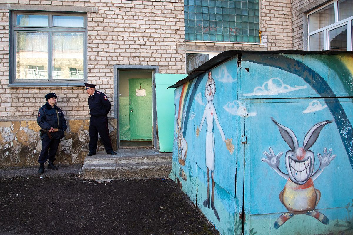 成都市卫生学校就业率高的专业：护理、医学、康复治疗