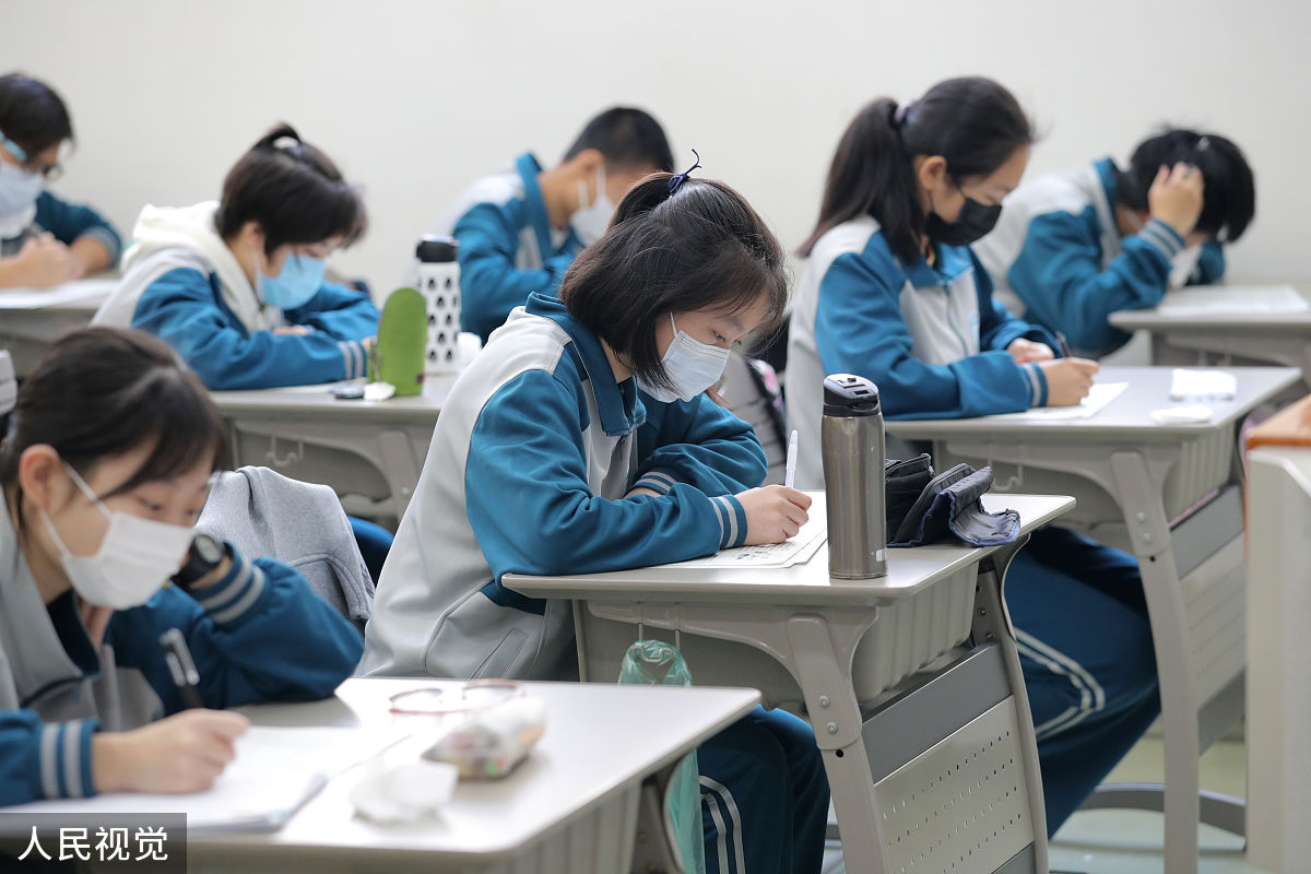 2020年重庆初中生读卫校有前途吗