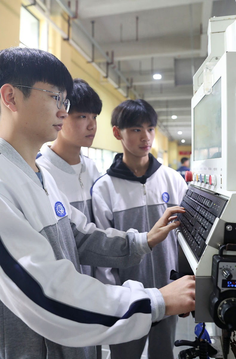 重庆云阳职业教育中心2022年招生简章